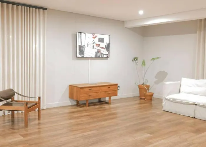 Sandton Central Urban Hideout Escape-Reset-Create
